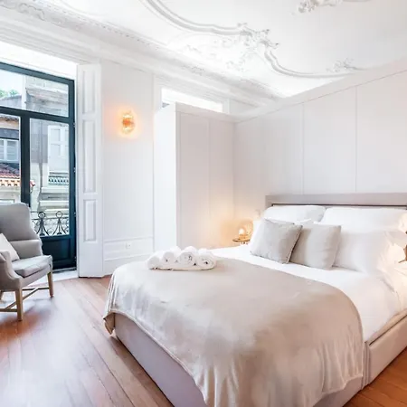Dreamy Palace Suites In Historic Porto Appartement *