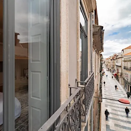 Dreamy Palace Suites In Historic Porto
