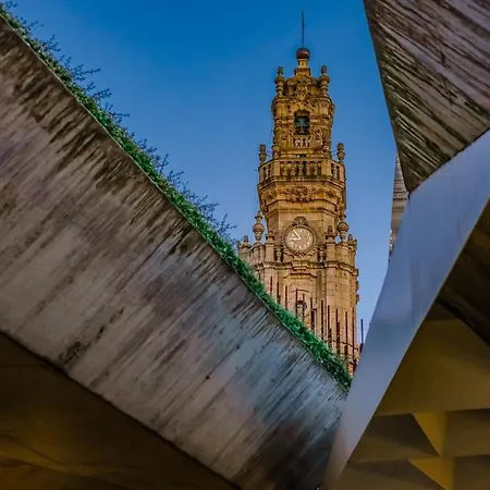 Dreamy Palace Suites In Historic Porto Oporto